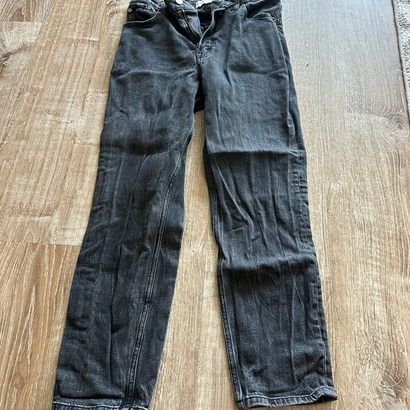 Abercrombie Curve Love High Rise Mom Jean - Picture 7 of 7